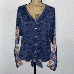 South River Long Sleeve Floral Top